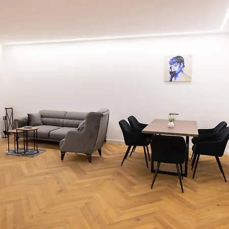 Daire Neubau Mit Kamin Und Terrasse In Premium Lage Parkplatz Inklusive *