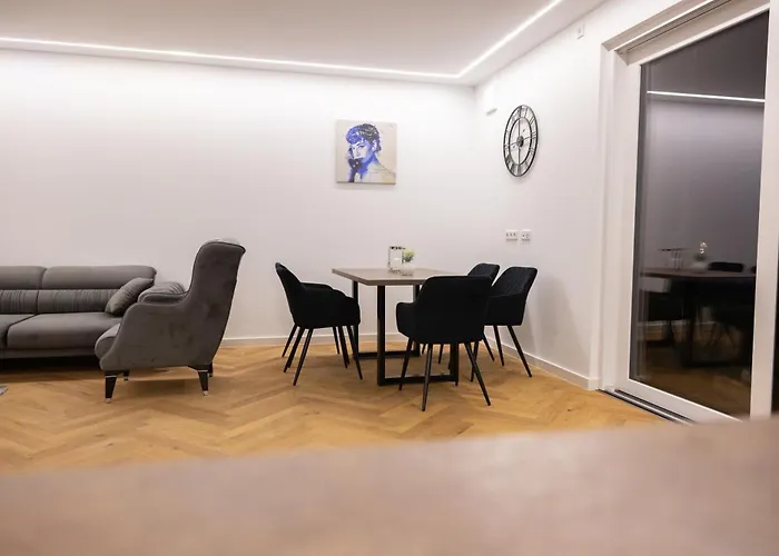 Neubau Mit Kamin Und Terrasse In Premium Lage Parkplatz Inklusive * 比勒费尔德