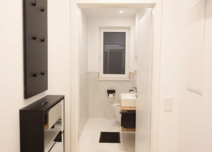 Neubau Mit Kamin Und Terrasse In Premium Lage Parkplatz Inklusive 公寓 *