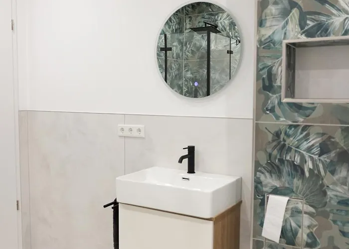 Neubau Mit Kamin Und Terrasse In Premium Lage Parkplatz Inklusive 比勒费尔德