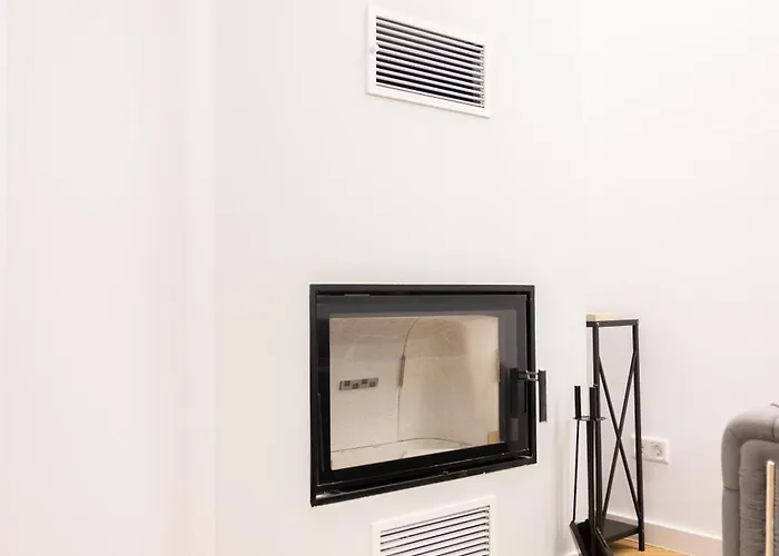 Neubau Mit Kamin Und Terrasse In Premium Lage Parkplatz Inklusive 公寓