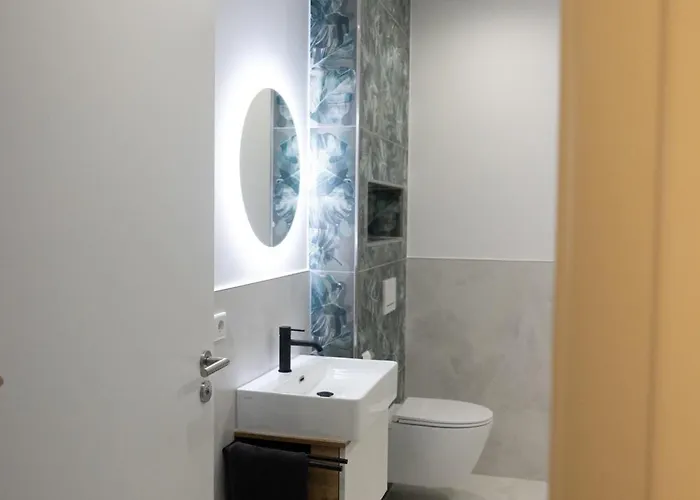 Appartement Neubau Mit Kamin Und Terrasse In Premium Lage Parkplatz Inklusive